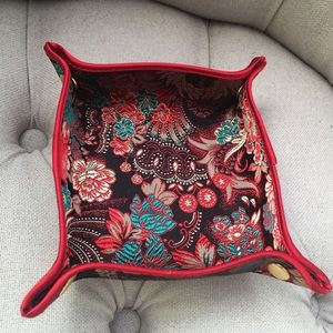 New embroidery stitch jewelry tray decor organizer